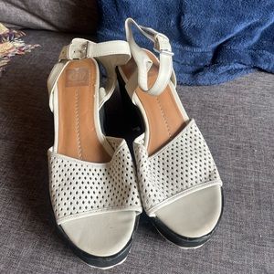Dolce vita platform sandals